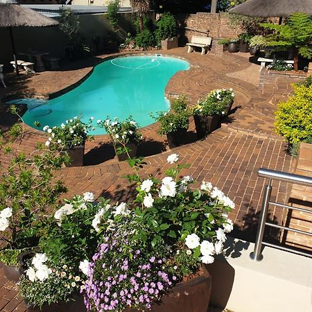 125 On Van Buuren Road Guest House Johannesburg Esterno foto