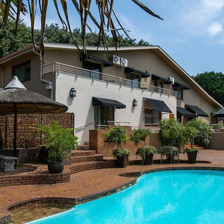 125 On Van Buuren Road Guest House Johannesburg Esterno foto