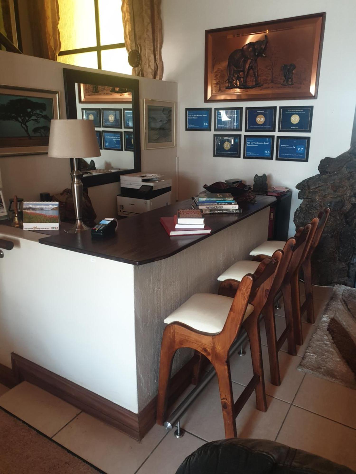 125 On Van Buuren Road Guest House Johannesburg Esterno foto